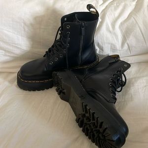 Dr.Marten Jadon Platform Smooth Leather Boots | Worn Once | Size 9